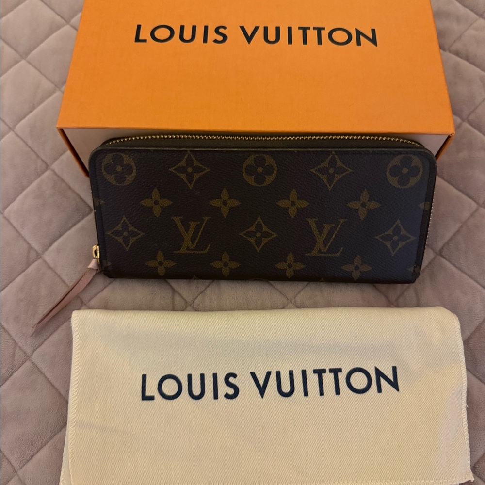 Louis Vuitton clemence wallet ballerine